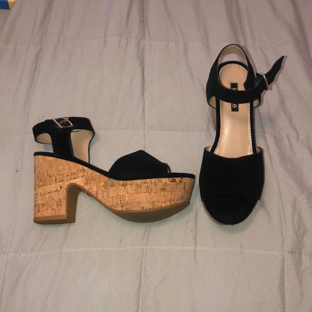 NEW Kensie Wedges